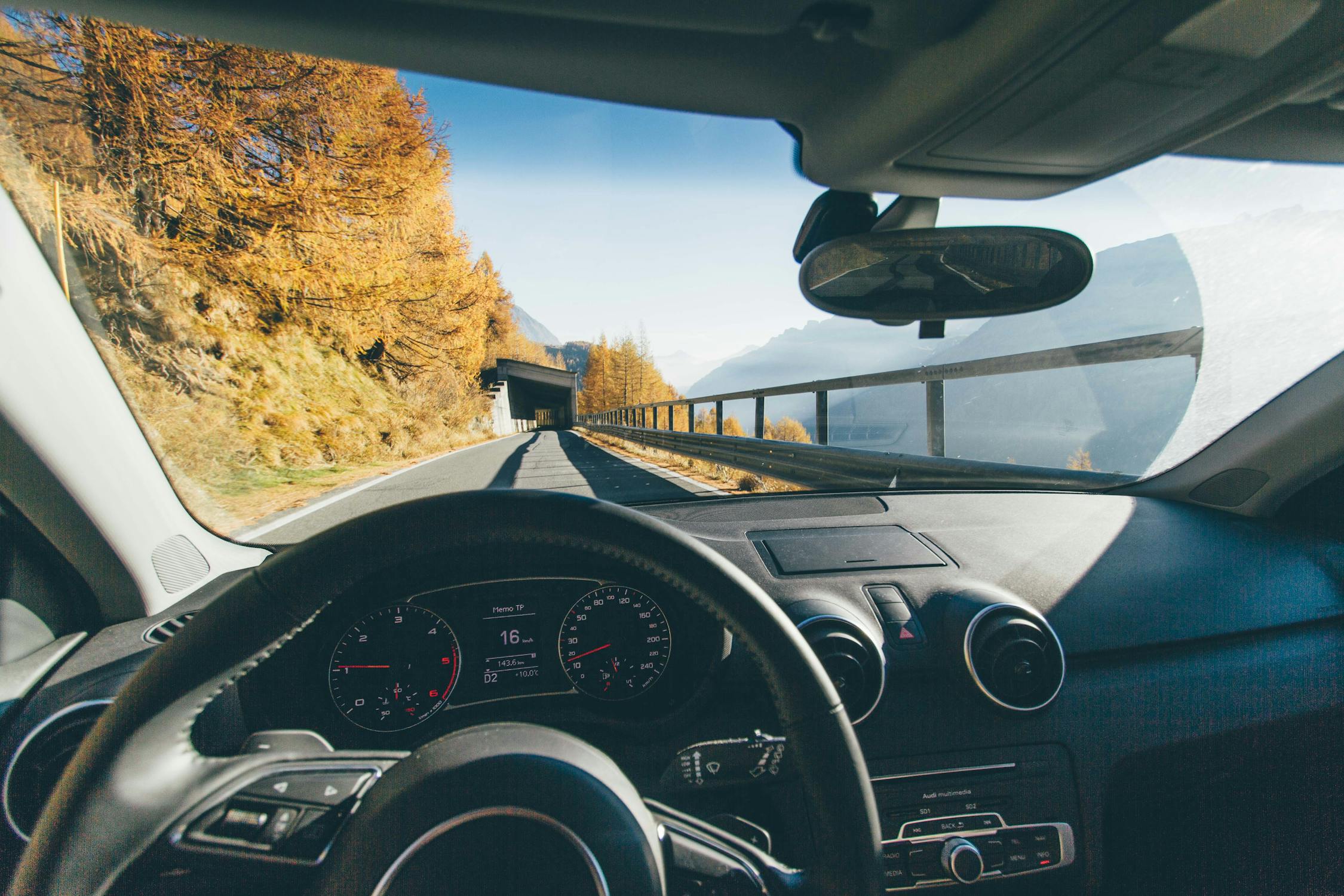 Comment choisir une voiture de location sur le canton NE ?